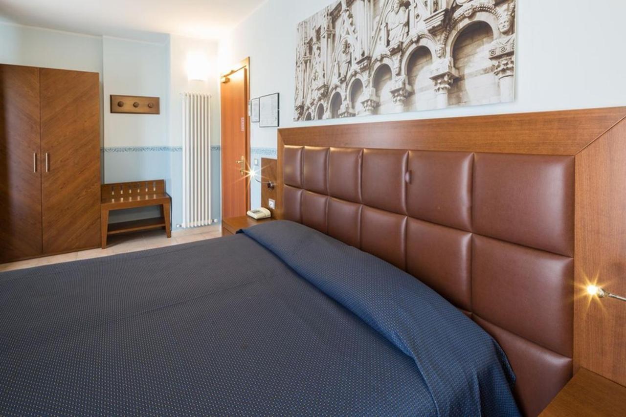 Classic Double Room,1230742424:JPEG